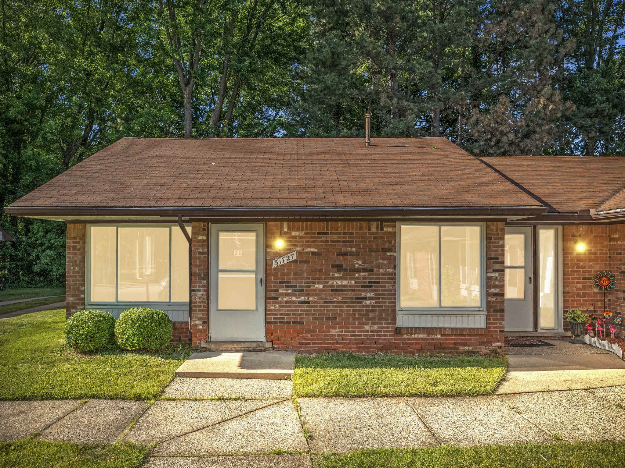 31701 Hoover  Rd -Unit 8